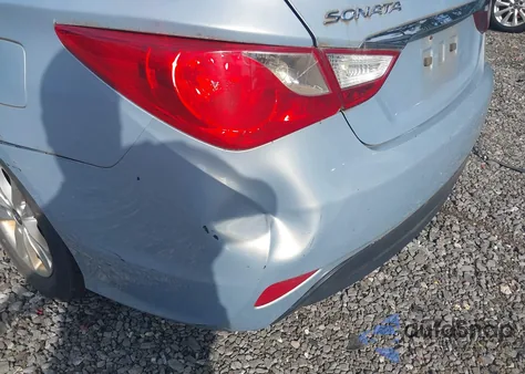 2014 Hyundai Sonata Gls z USA, uszkodzony, nr VIN 5NPEB4AC4EH930171